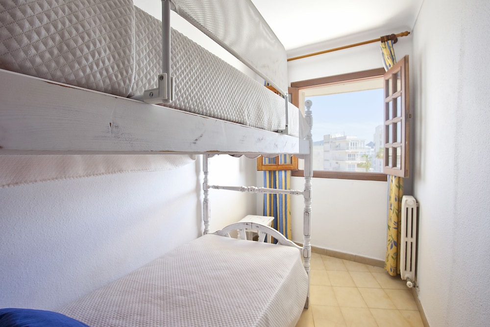 Sol Y Mar Apartments 18/46