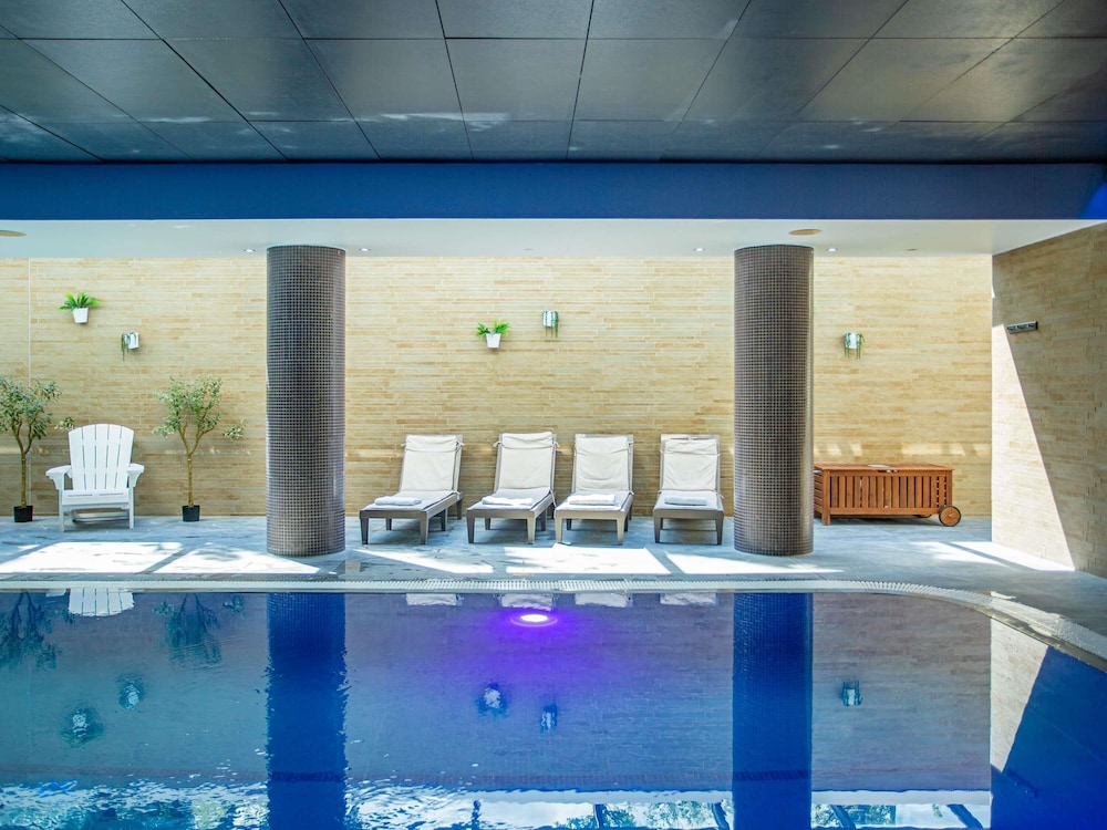 NOVOTEL EDINBURGH PARK 41/71
