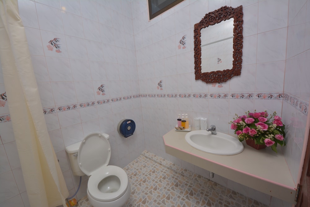 Haad Yao Bayview Resort And Spa 65/66