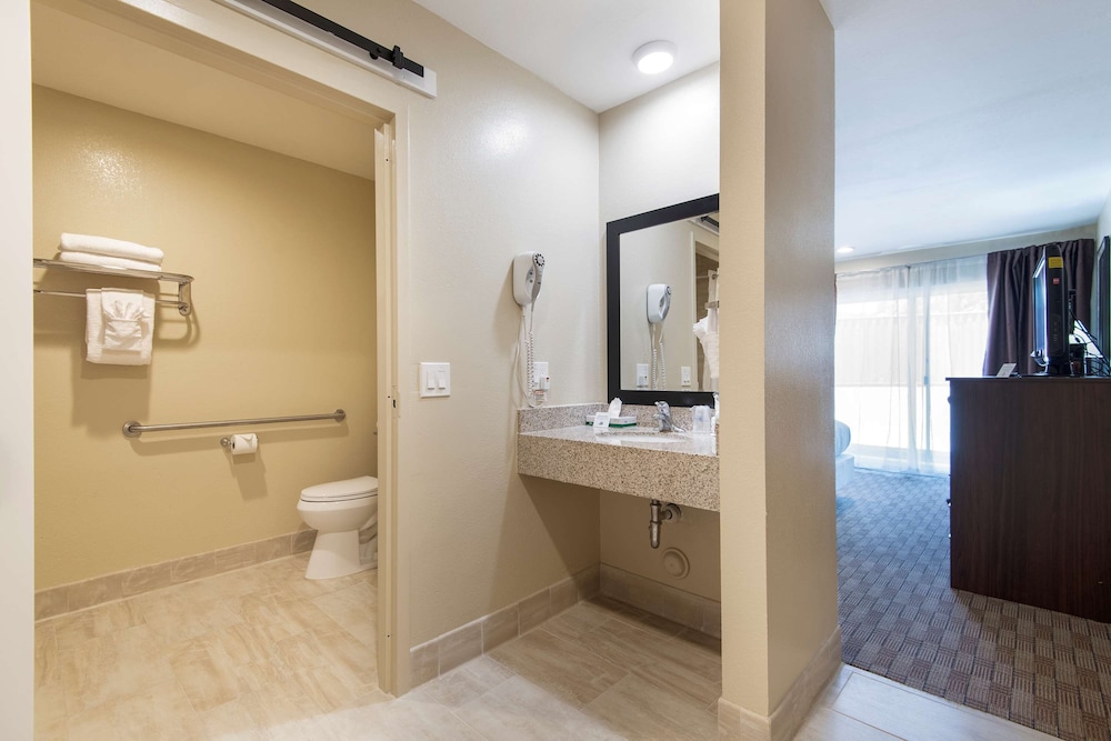 Best Western Oceanside Inn 18/46