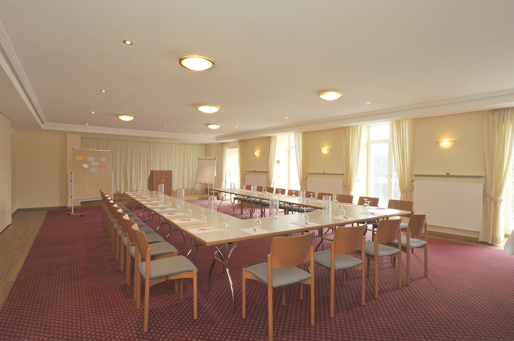 Ringhotel Goldener Knopf 31/48