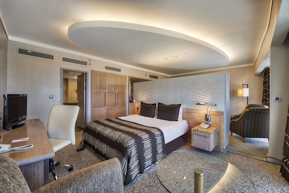 Grand Hotel Konya 29/78