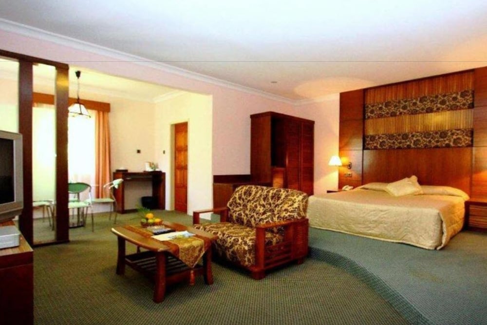 Rompin Beach Resorts 22/39