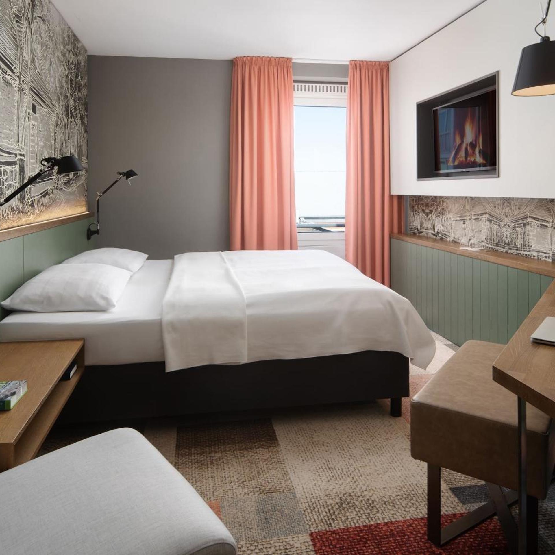 Plus, Comfort, Double Bed