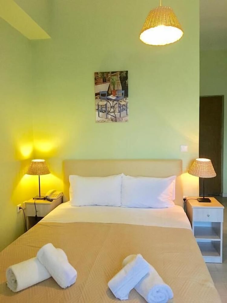 Venus Beach Hotel 18/64
