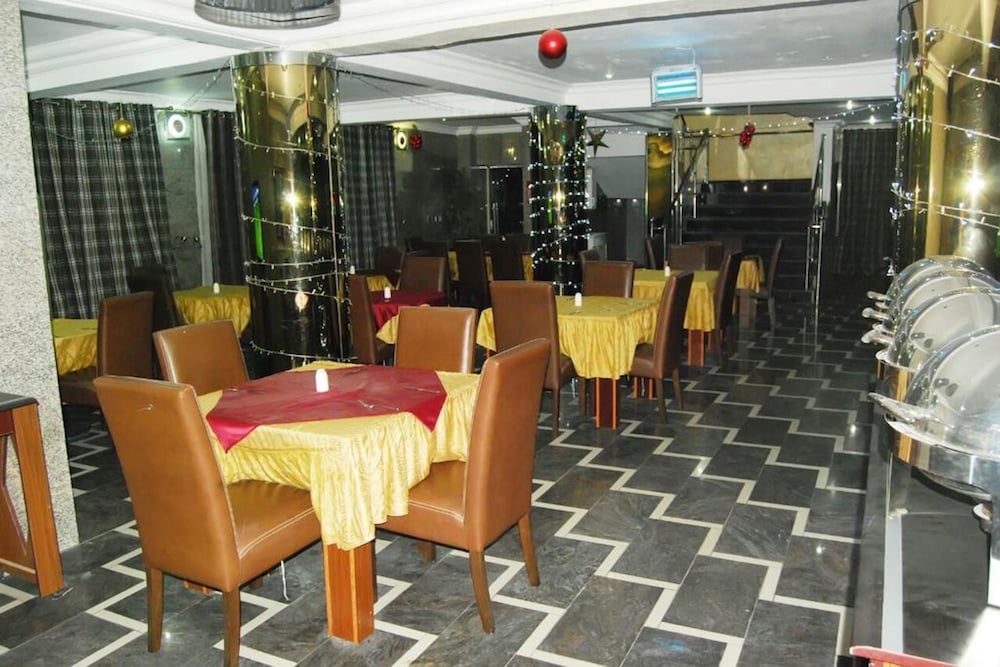 Jonaith Hotels & Suites 21/29