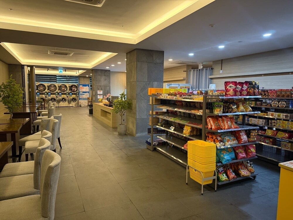 Jeju Grace Hotel 30/34