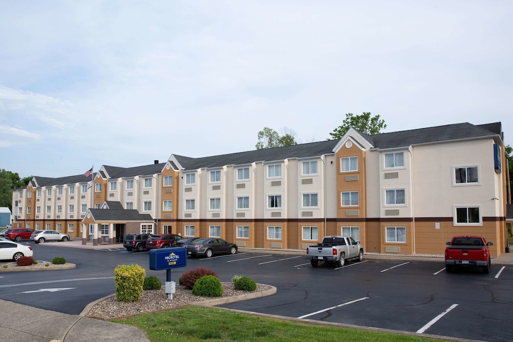 Microtel Inn & Suites By Wyndham Charleston Wv 1/37