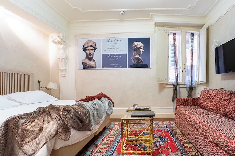 غرفة ثلاثية بسرير مزدوج مع أريكة، Art Hotel Orologio 3/6