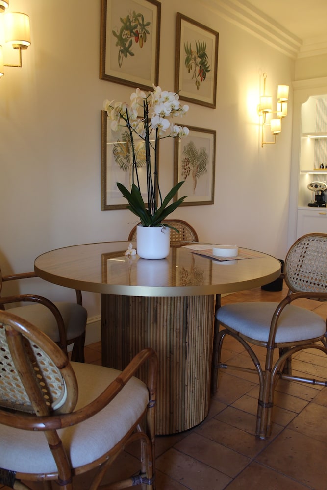 Hotel Il Pellicano 65/83