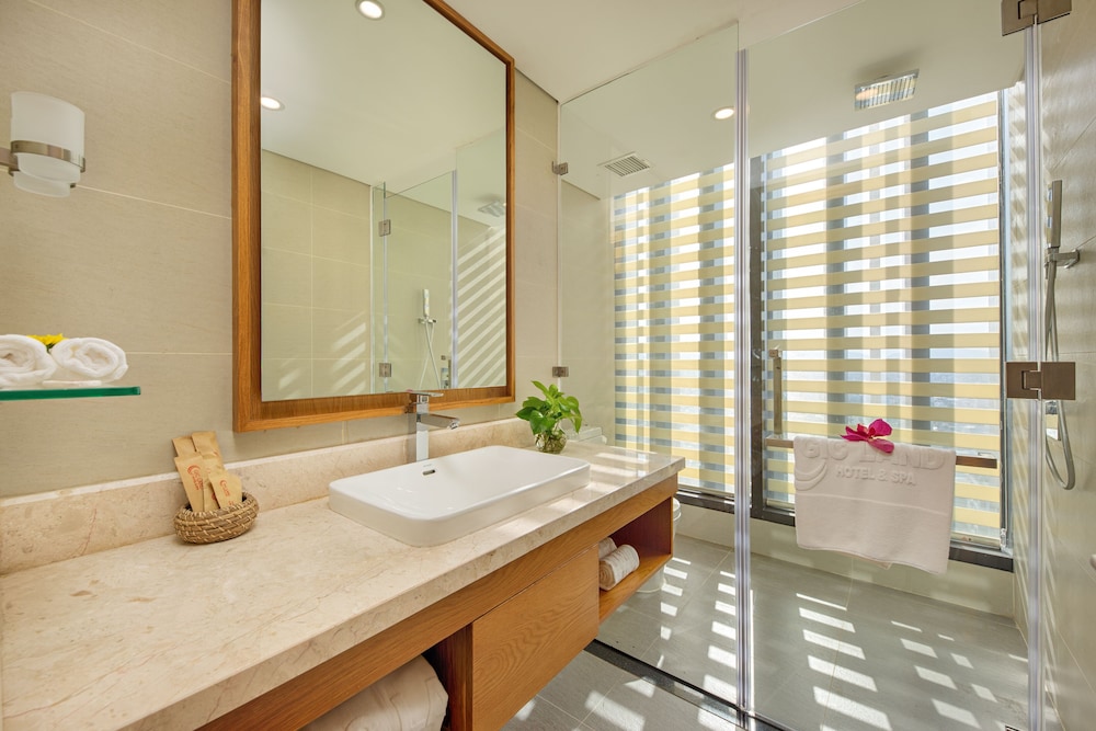 G8 Luxury Hotel and Spa Da Nang 21/66