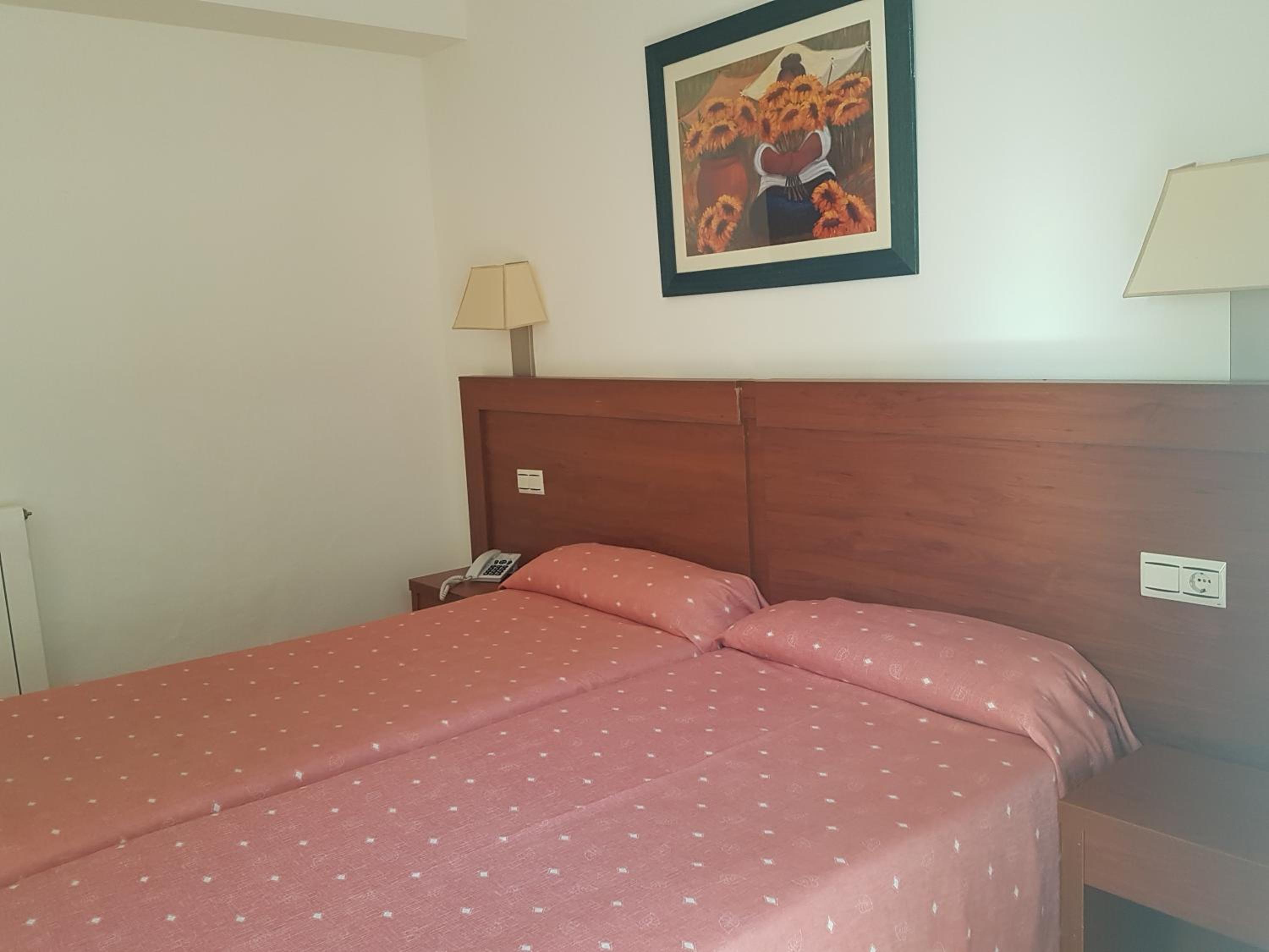 Room at Mayna Hotel, BENIDORM