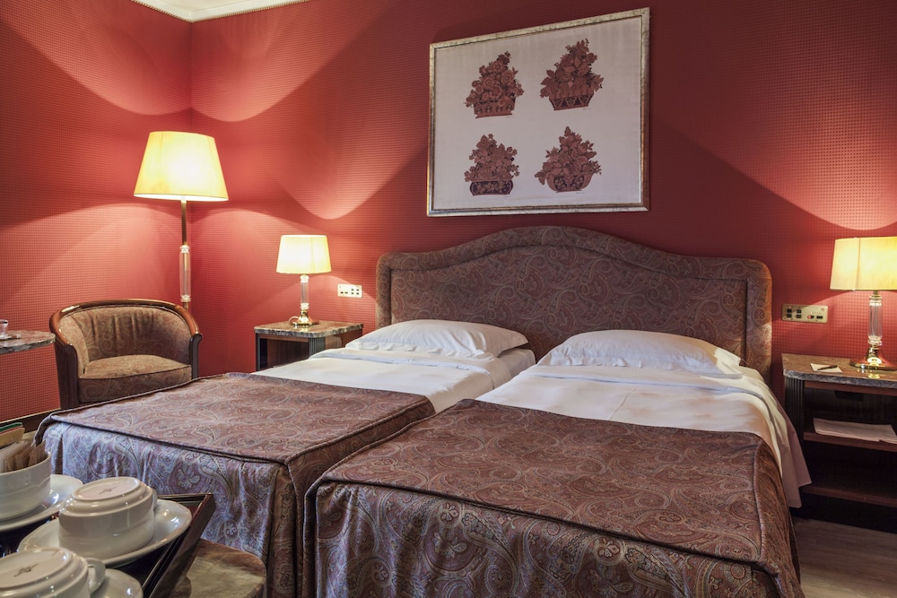 Doria Grand Hotel 11/65