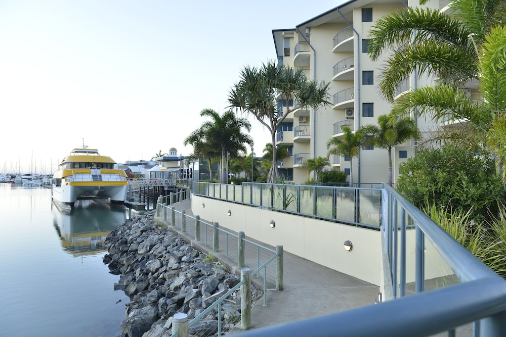 Mantra Hervey Bay 16/69