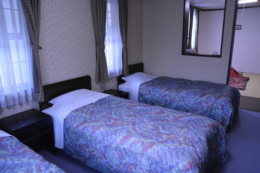 Hotel Sejour Mint 13/50