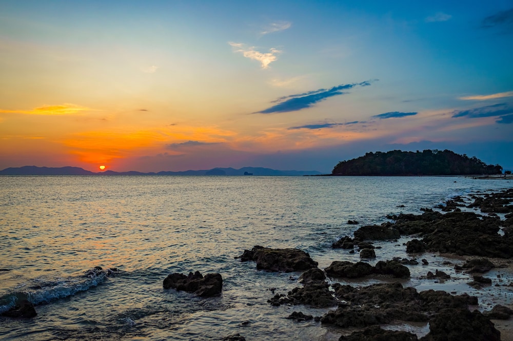 Dusit Thani Krabi Beach Resort 70/74