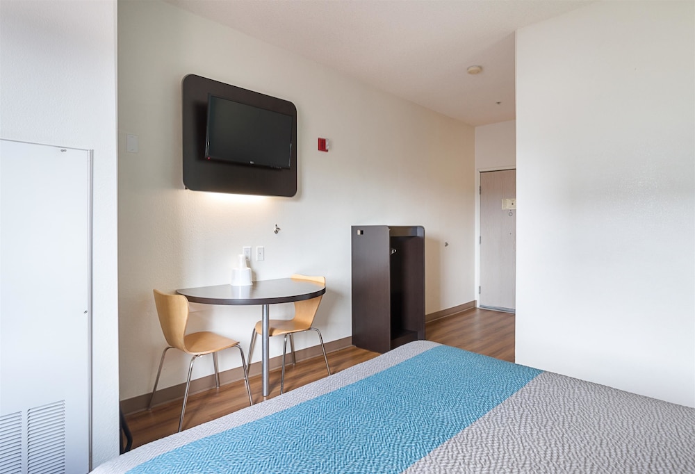 Motel6 Page, AZ 26/60