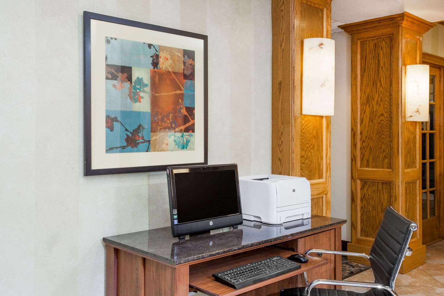 Hawthorn Suites By Wyndham Decatur 23/35
