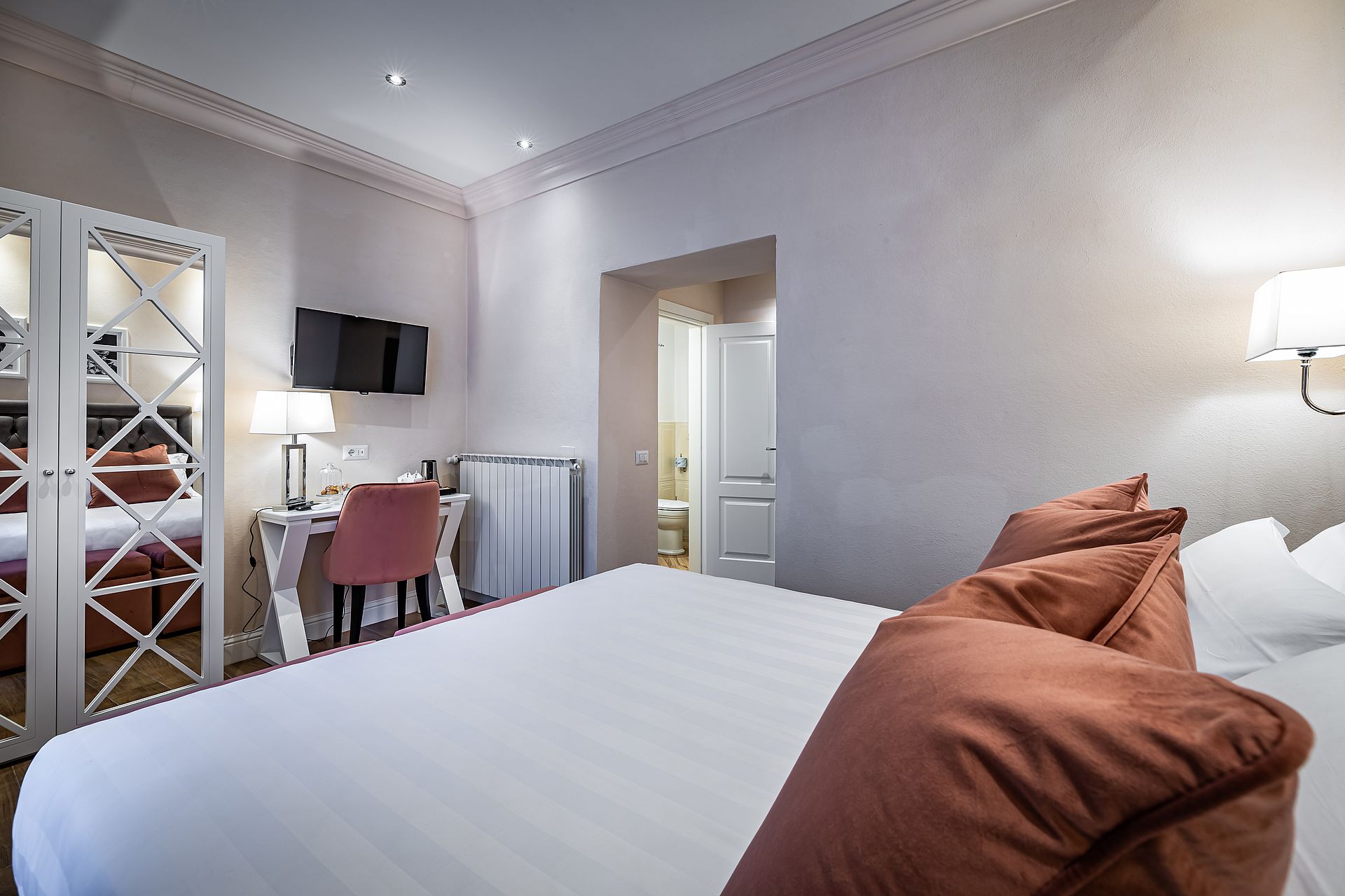 غرفة اقتصادية بسرير مزدوج، Hotel Ungherese 2/7
