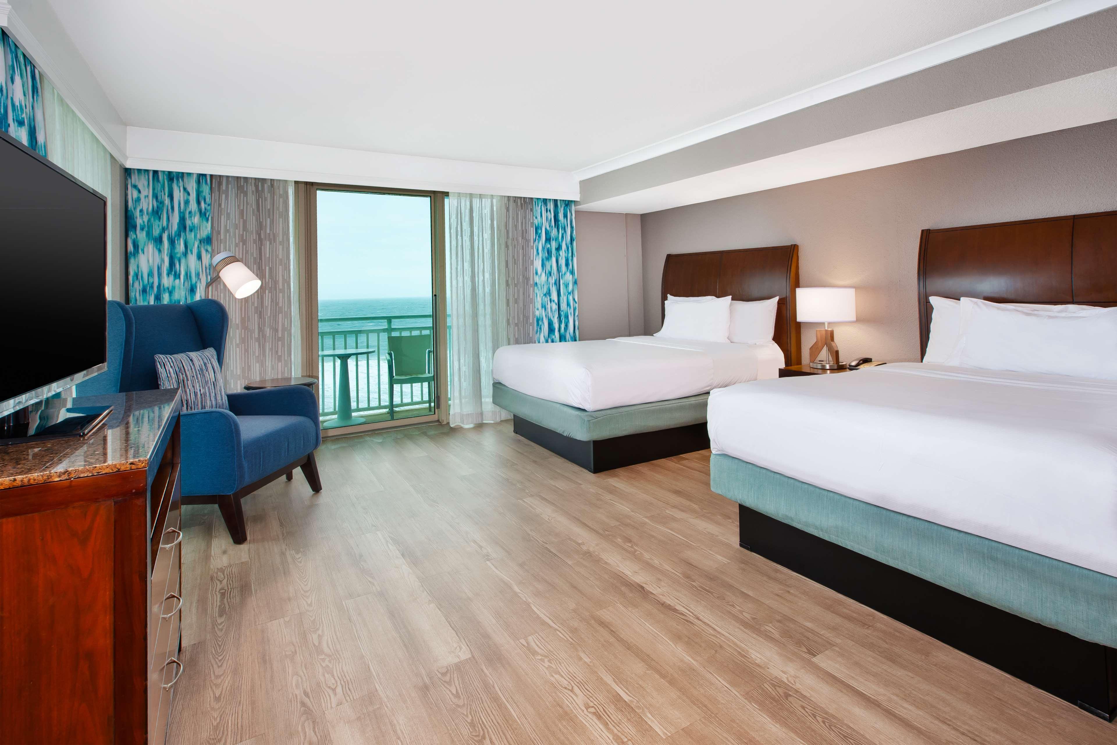 SUITE, 2 QUEEN BEDS, LARGE, ACCESSIBLE