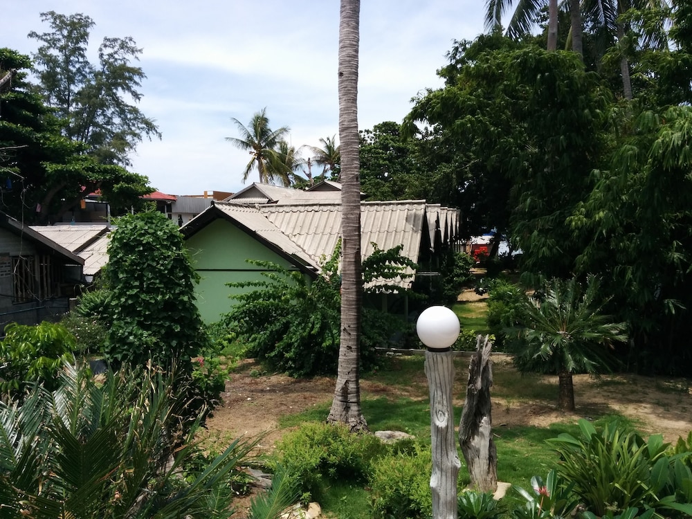 Paradise Bungalows 57/69