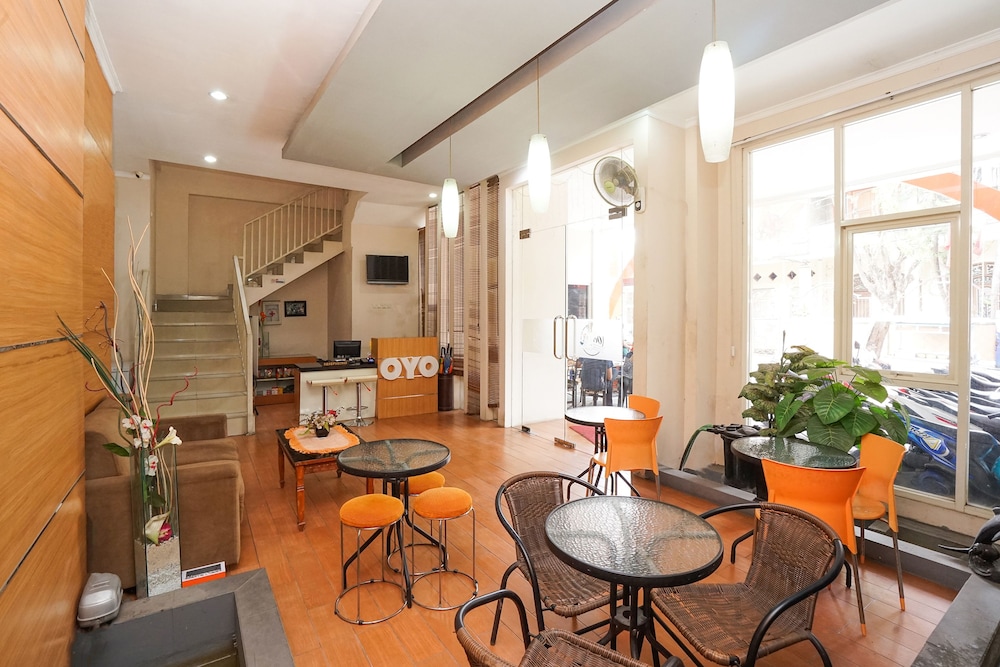 Oyo 450 Semampir Residence 54/64