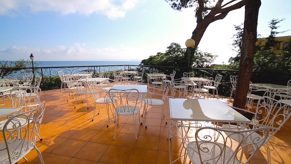 Grand Hotel Ischia Lido 17/30