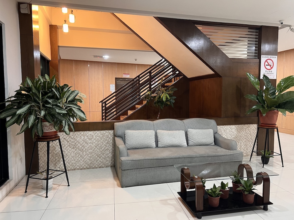 D Arc Hotel 31/50
