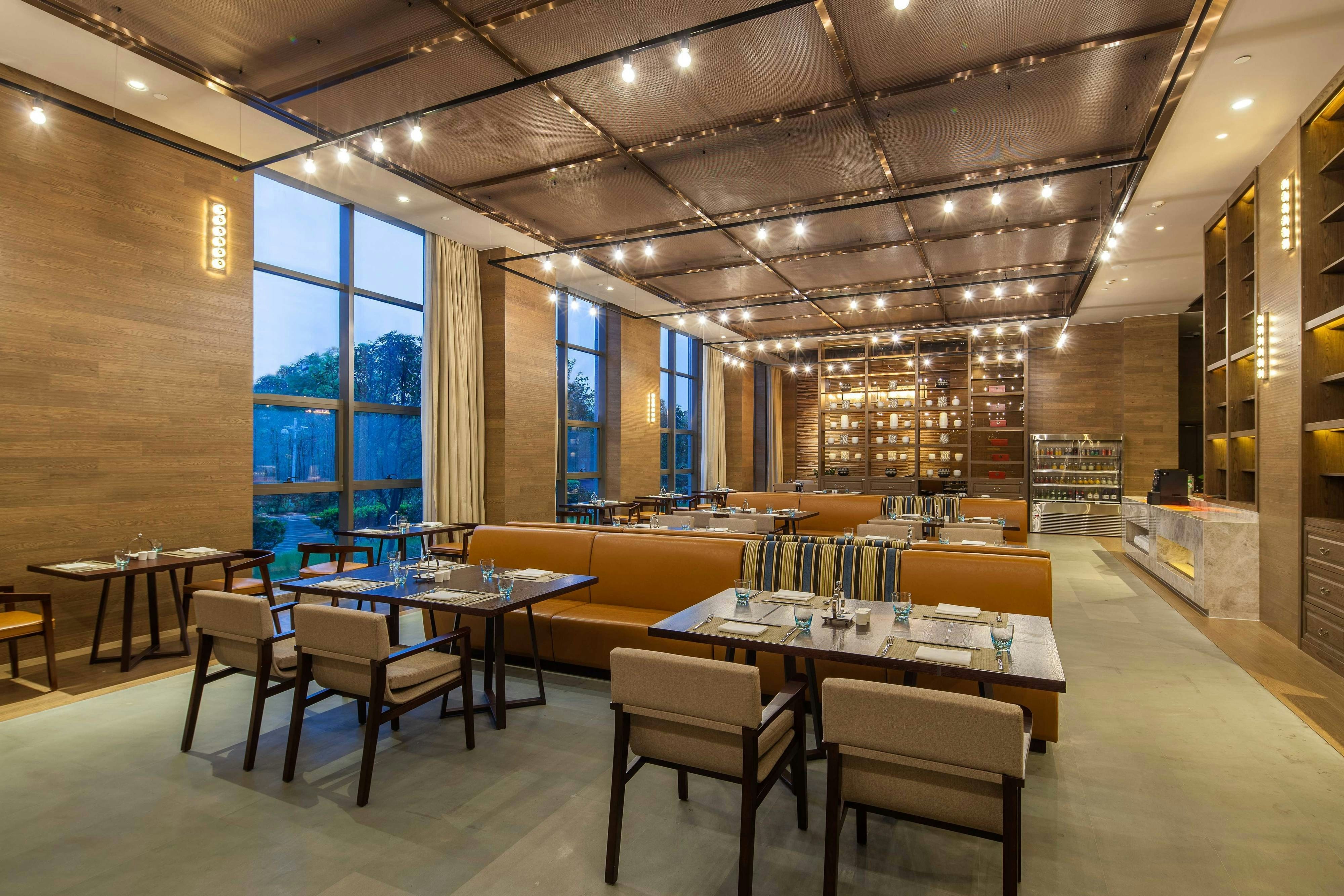 Four Points By Sheraton Hefei Baohe 15/25