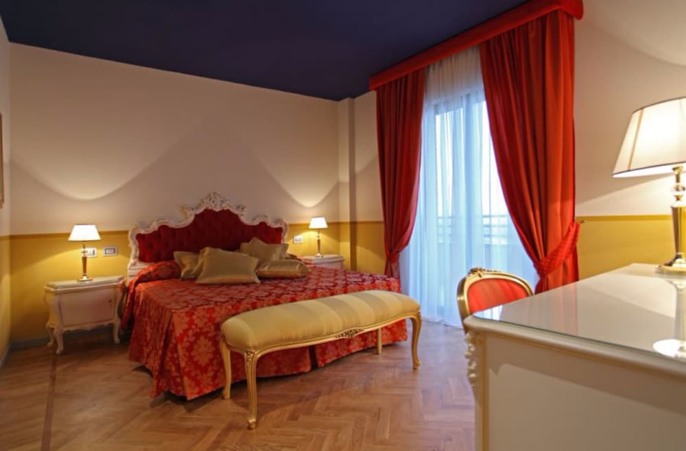 Grand Hotel Forli 17/53