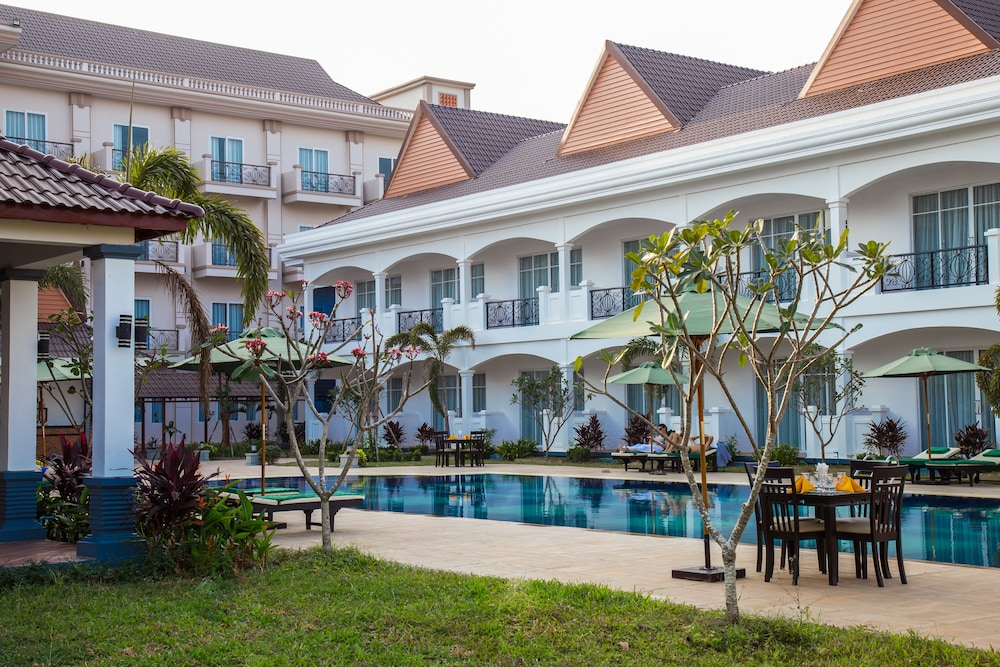 Glorious Hotel and Spa 45/50