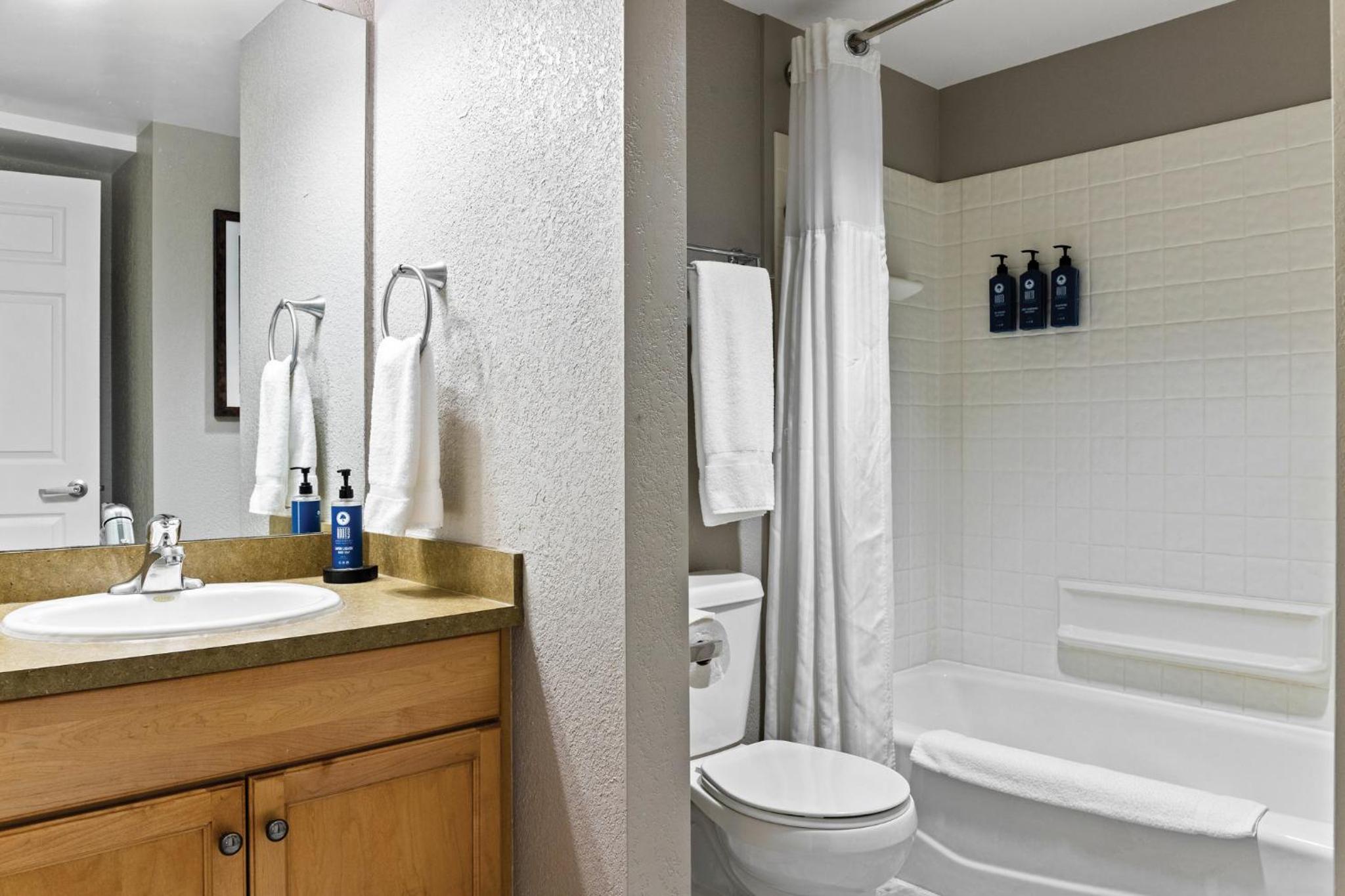 STUDIO, APARTMENT