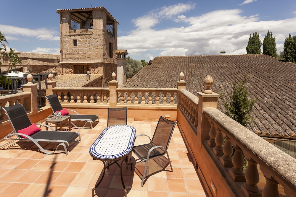Es Revellar Art Resort - Adults Only 15/110