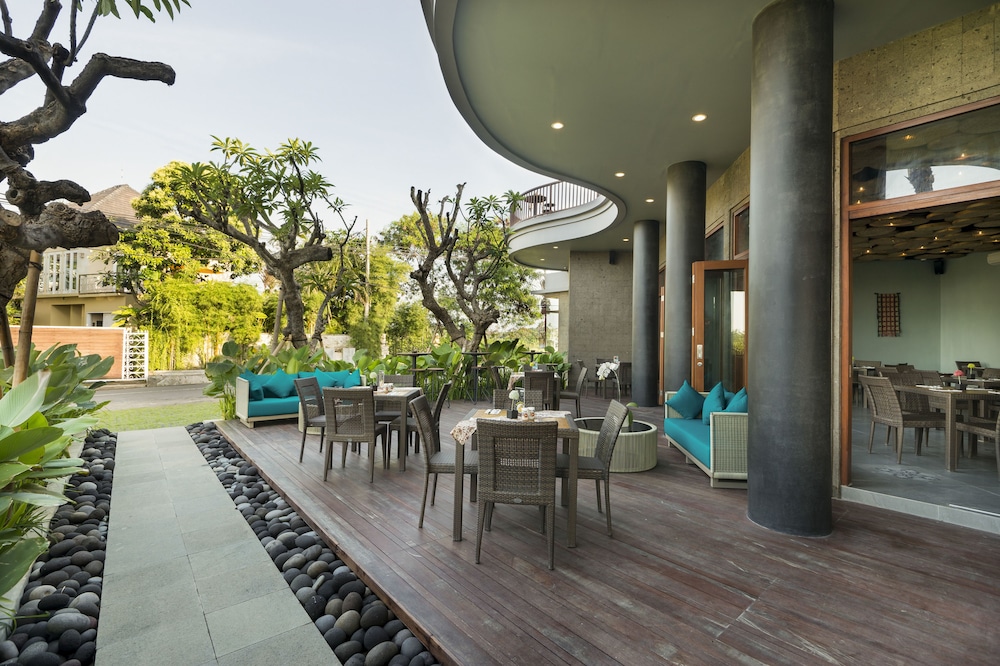 Sense Canggu Beach Hotel in Canggu
