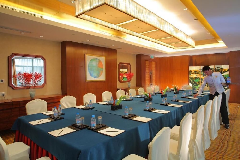 New Century Grand Hotel Shaoxing 33/47