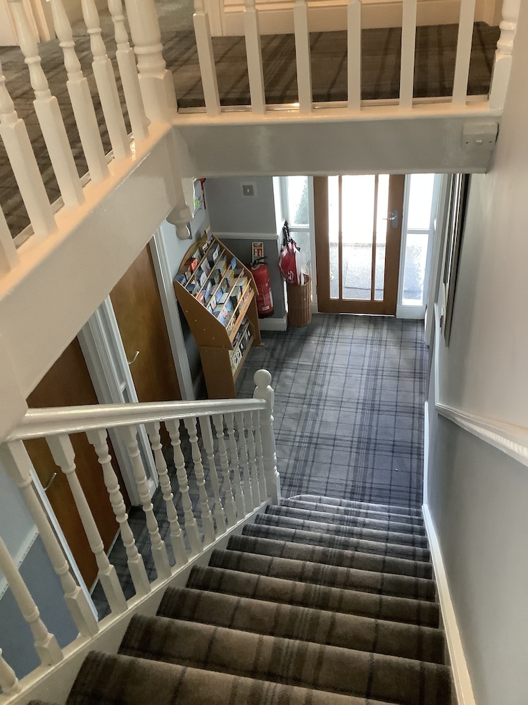 Beechwood House 3/38