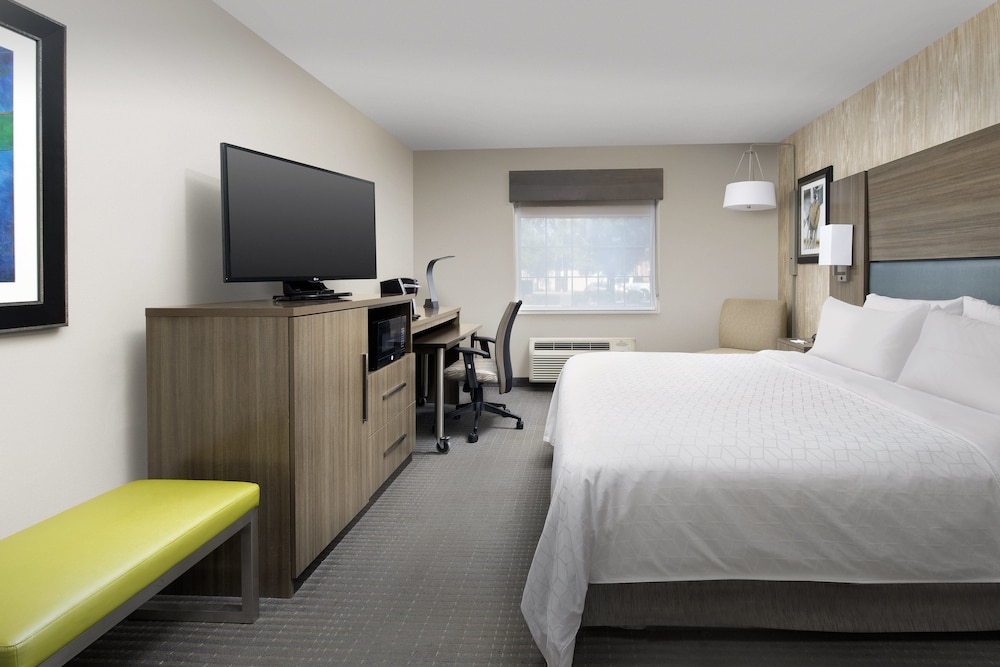 Holiday Inn Express Suites Annapolis 11/49