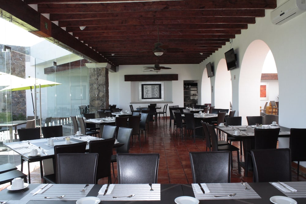 Hotel Villa Mexicana Golf And Equestrian Resort 20/27