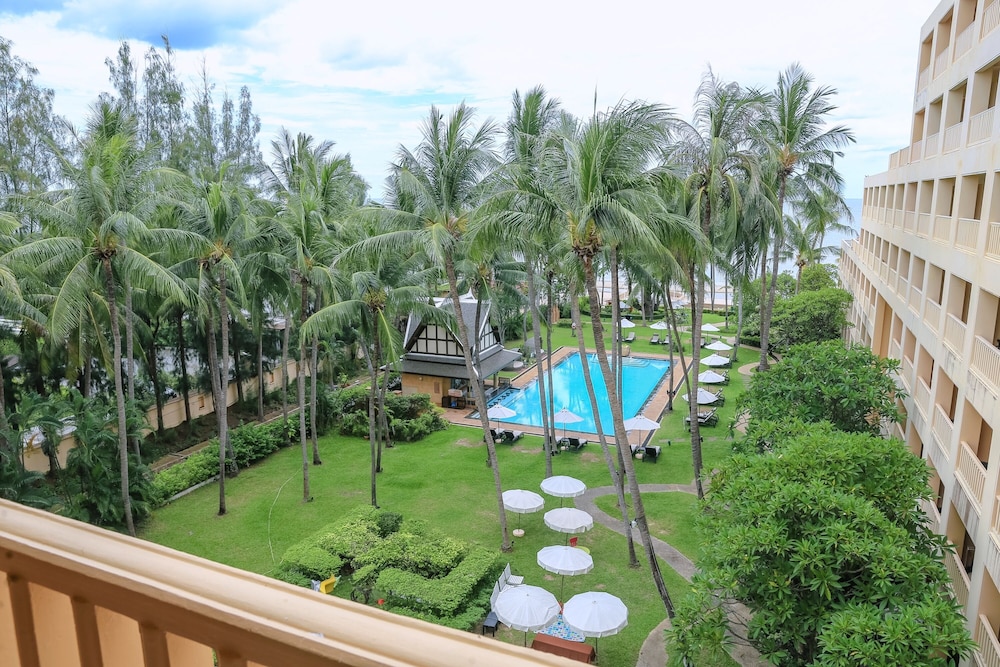 Dusit Thani Hua Hin 59/94