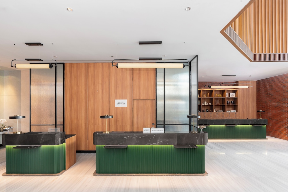 Four Points by Sheraton Ploenchit Bangkok 9/56