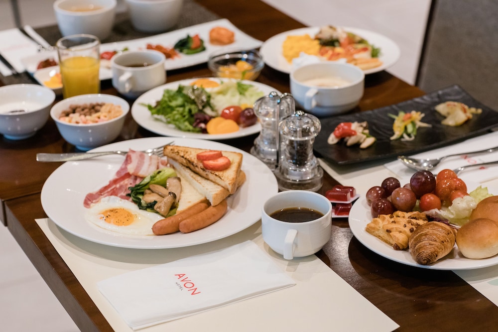 Avon Hotel Gunsan 55/67