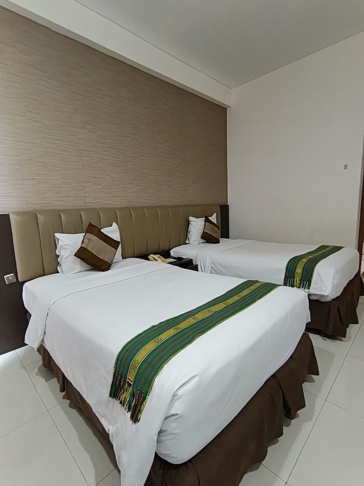 Hotel On The Rock 22/61