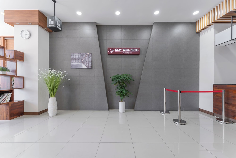 Staywell Hotel 12/50