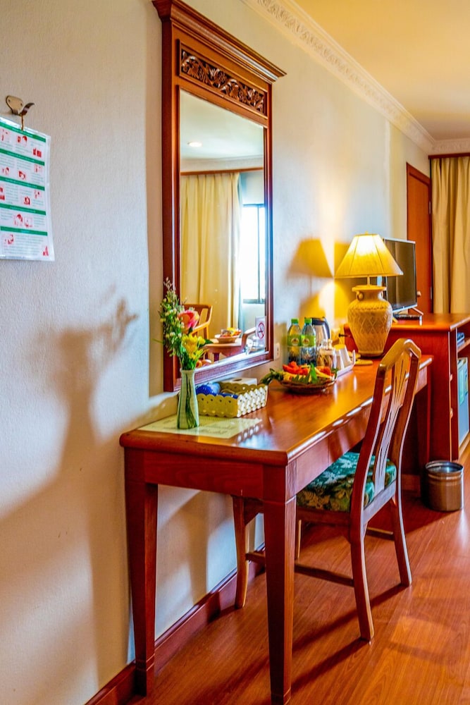 Hatyai Paradise Hotel Resort 44/56