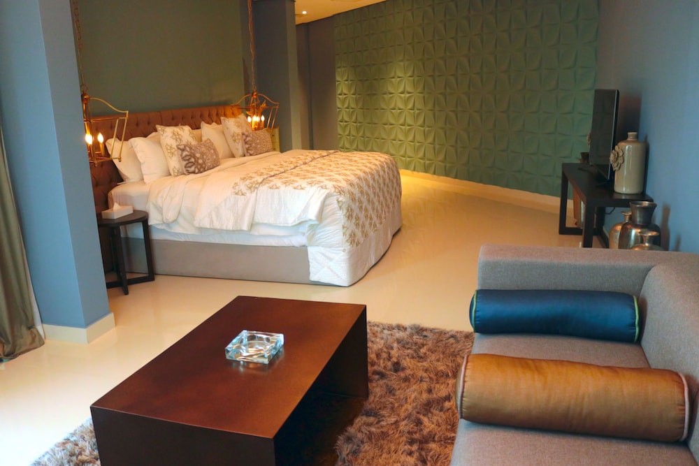 Lagoona Beach Luxury Resort And Spa 30/75