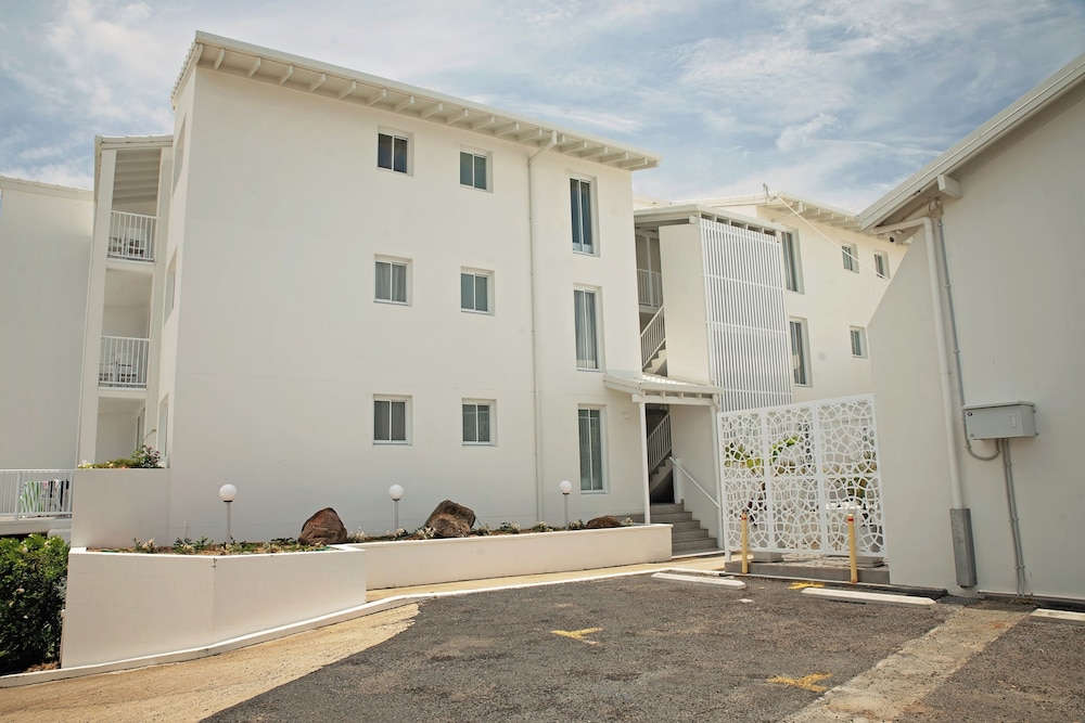 Don Pancho Beach Resort 2/50