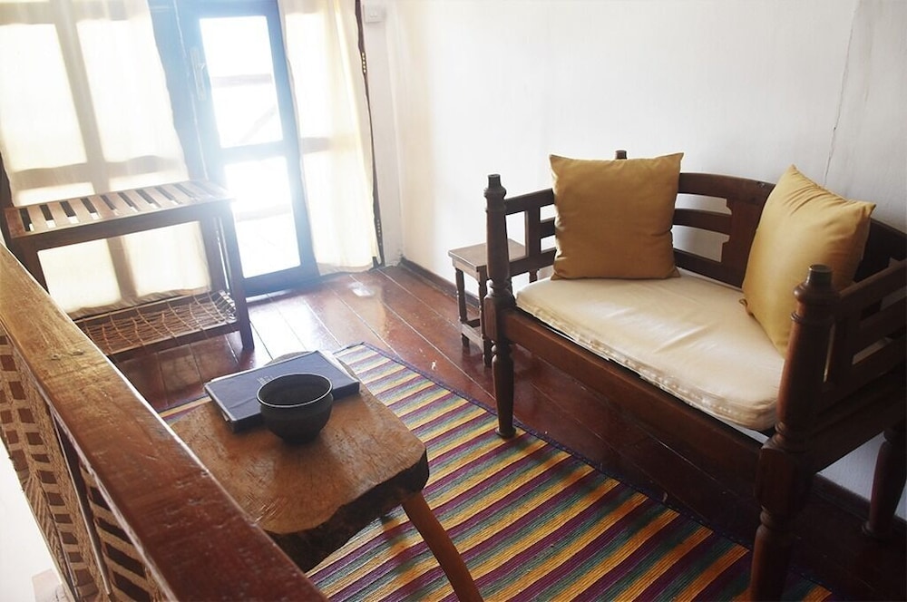 Sea View Lodge Boutique Hotel 40/76