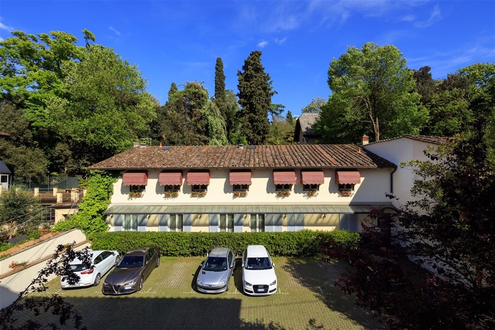 Villa Carlotta 7/56