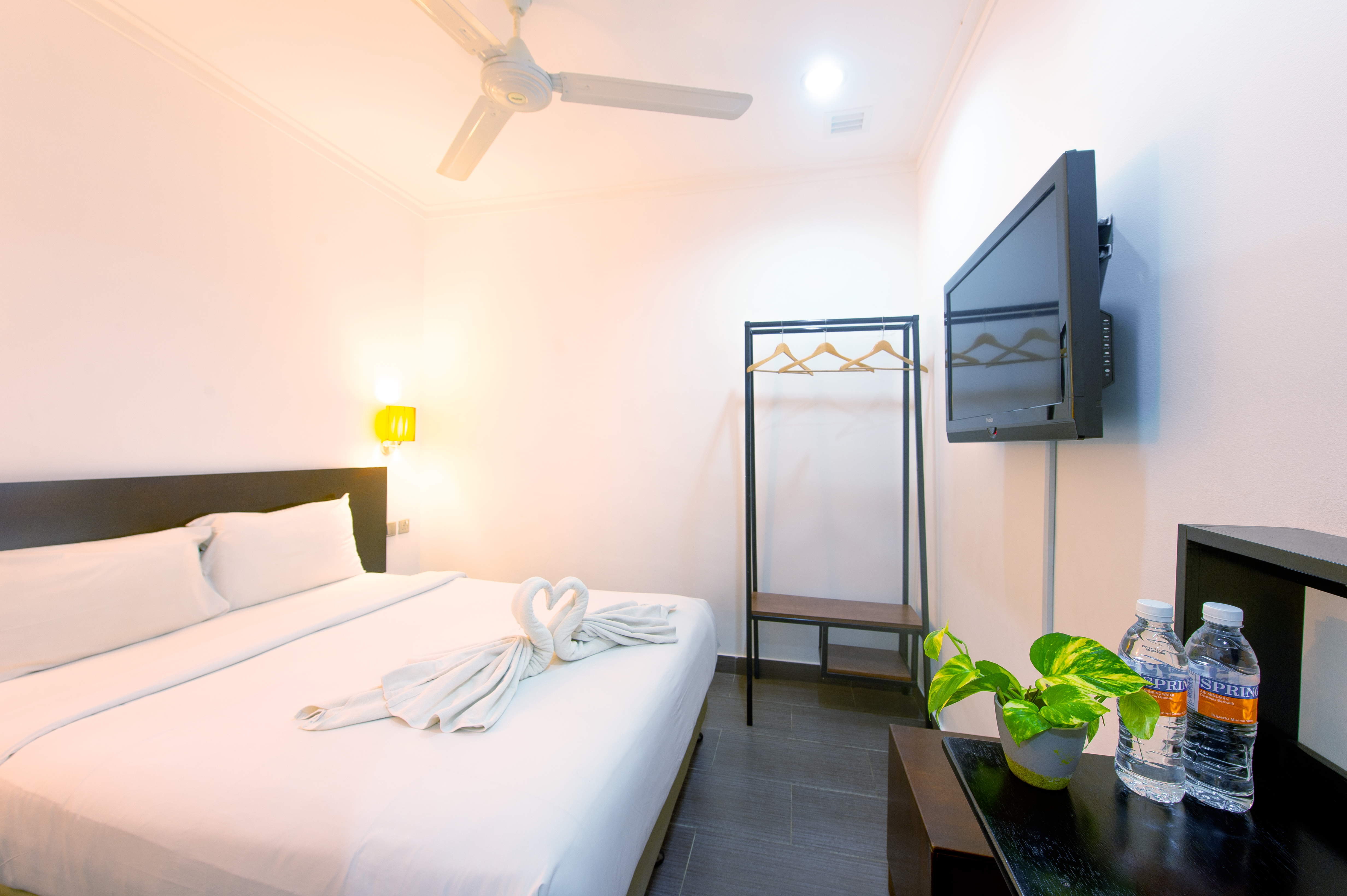 Double Room No Window