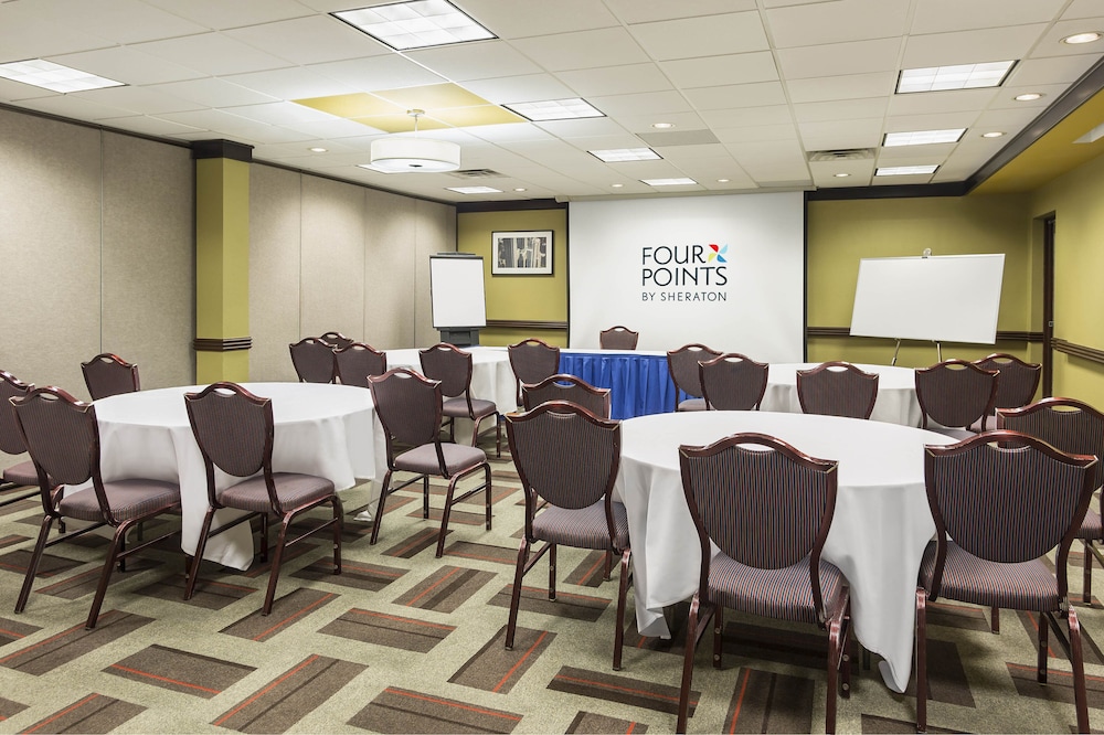 Four Points By Sheraton Chicago O Apos Hare Airport 39/40